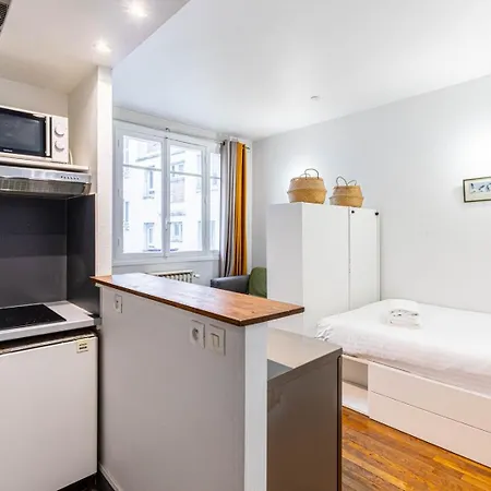 Guestready - Cosy For 2 - Exhibition Centre Apartament *